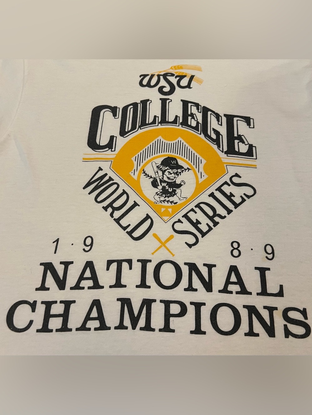 Wichita State Shockers 1989 World Series Shirt Men’s Size Medium White-Flaws - Picture 2 of 6